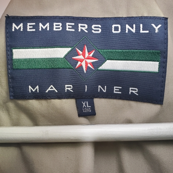 Members Only Mariner Beige Vintage Bomber Jacket Men's - Picture 6 of 7